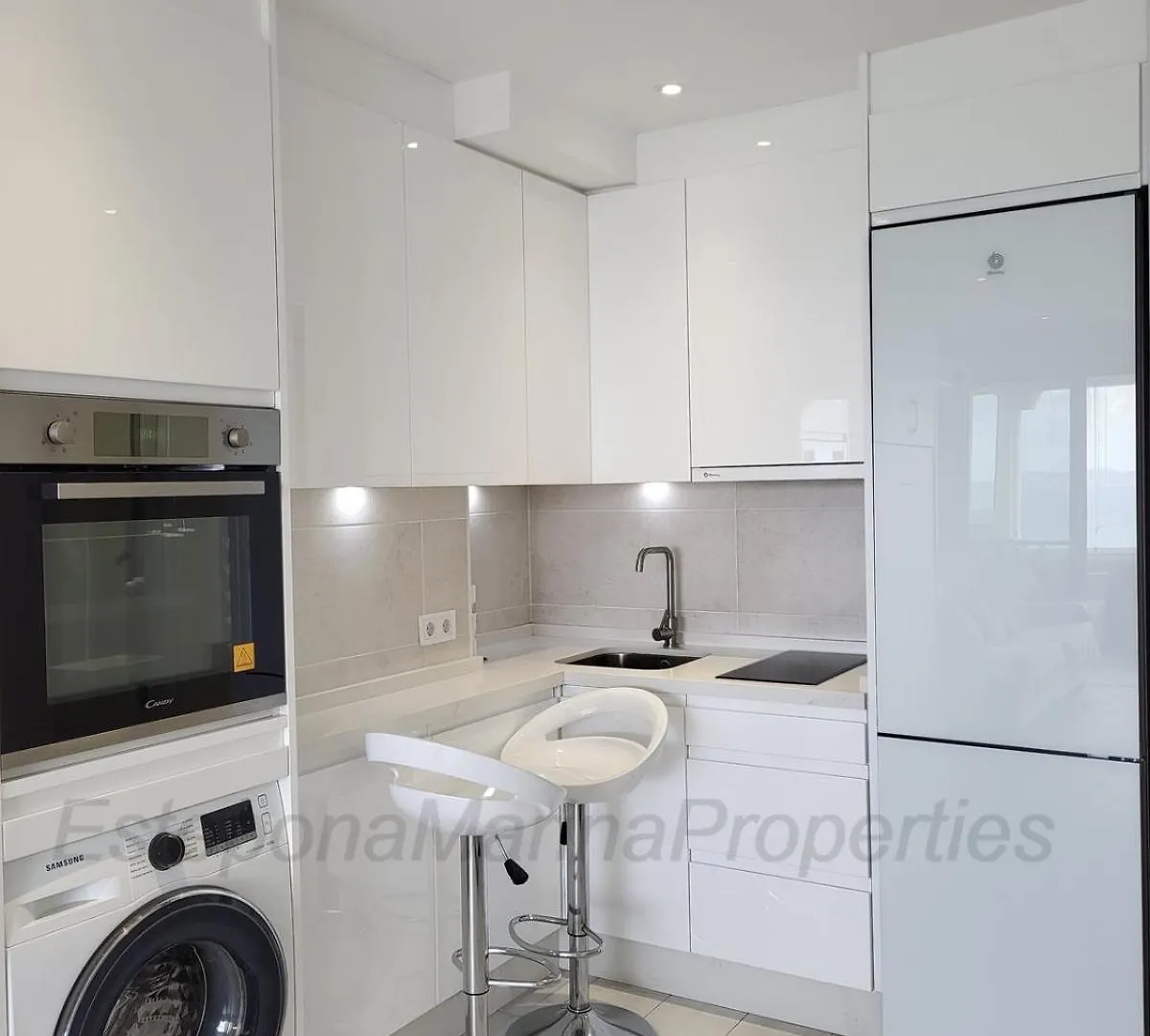 Apartment Emp 18, Delightful Modern Studio Apt Estepona