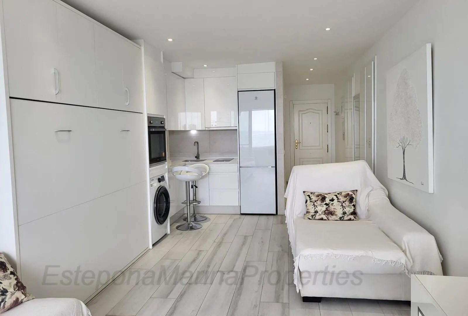 Emp 18, Delightful Modern Studio Apt Estepona Apartmán